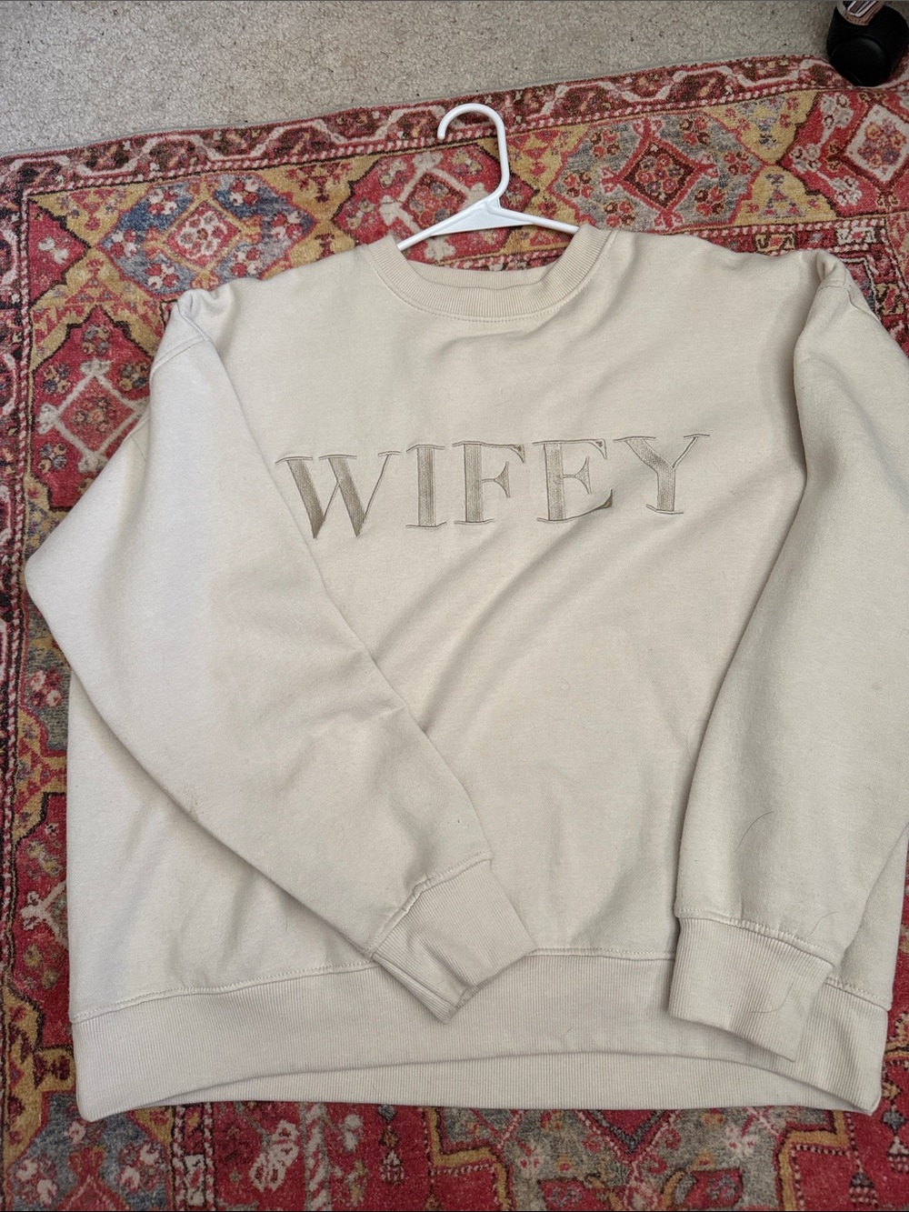 Wifey bride bachelorette Embroidered Crewneck and shorts set - Beige - Picture 3 of 5